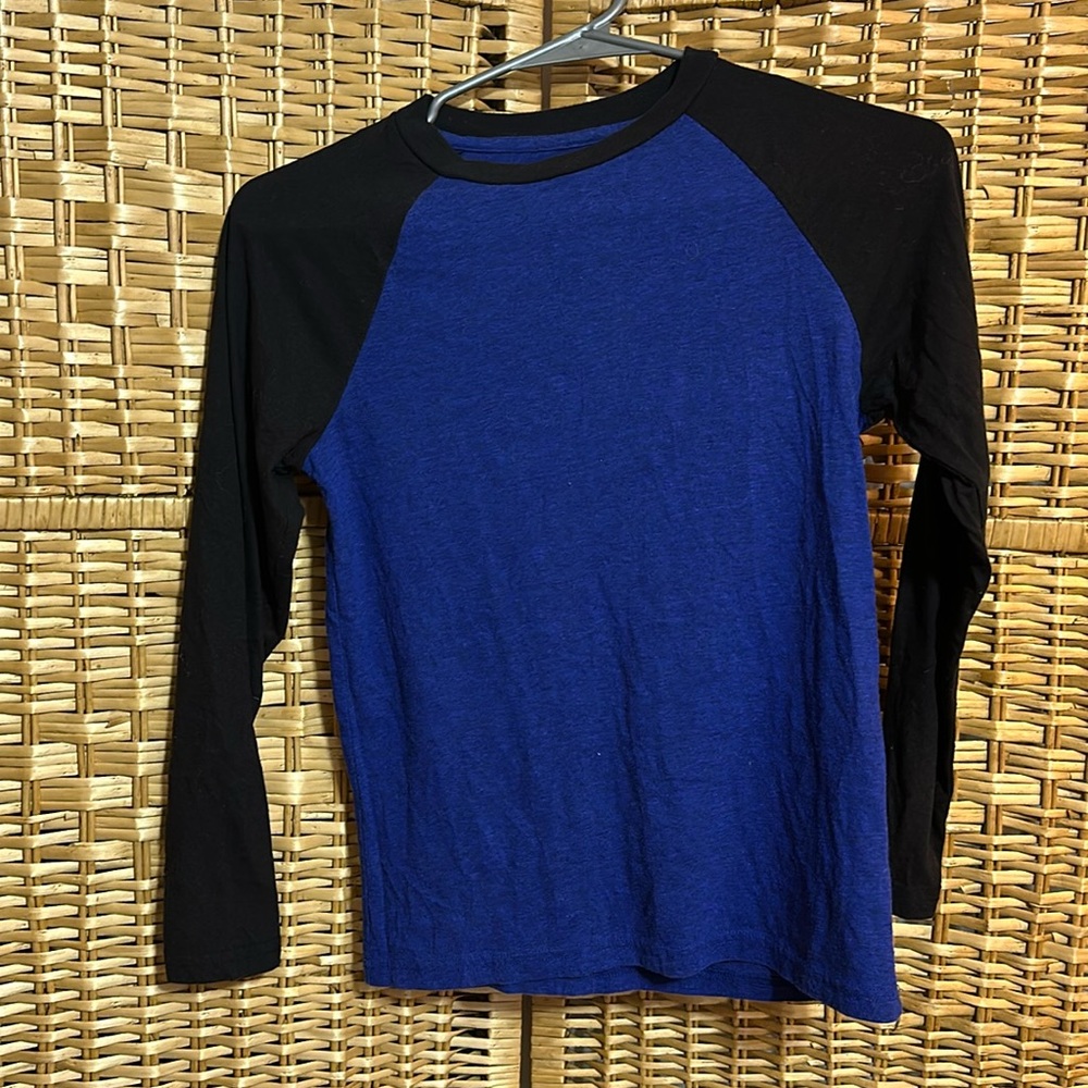 Boys urban pipeline size M ringer tee